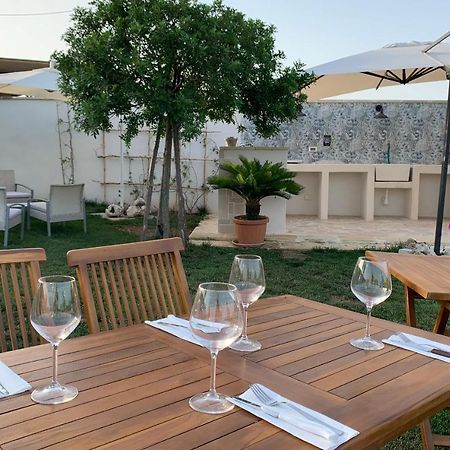 Masseria Capece Bed & Breakfast อุจจาโน ลาเคียซา ภายนอก รูปภาพ