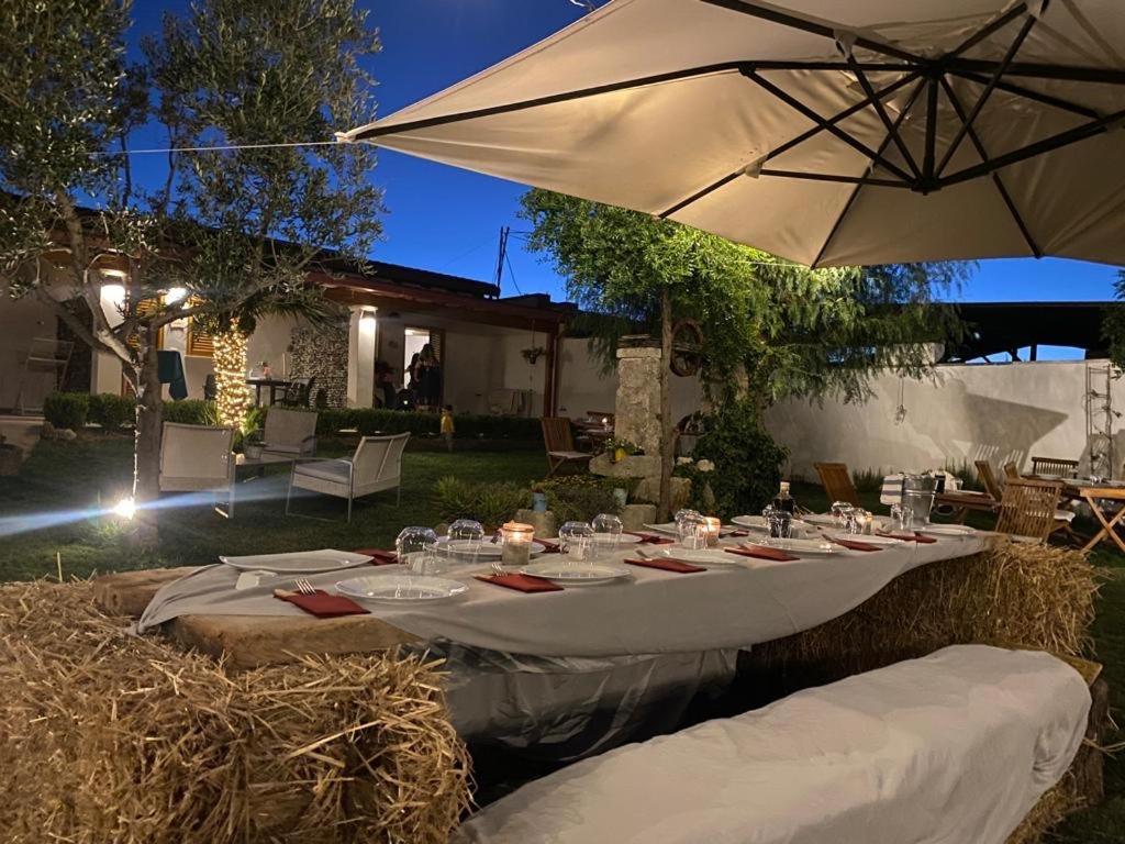 Masseria Capece Bed & Breakfast อุจจาโน ลาเคียซา ภายนอก รูปภาพ
